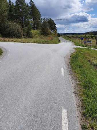 Här svänger vi vänster mot Tibble