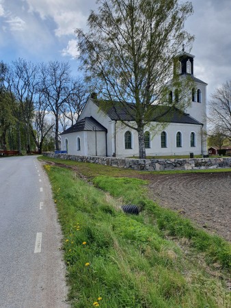 Vackra Hagby kyrka