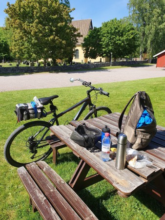 Fika vid Ärentuna kyrka