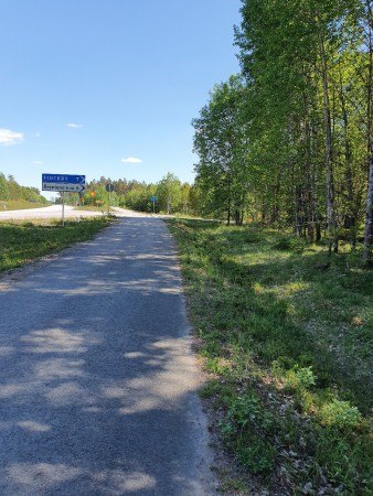 Sväng höger mot Ärentuna